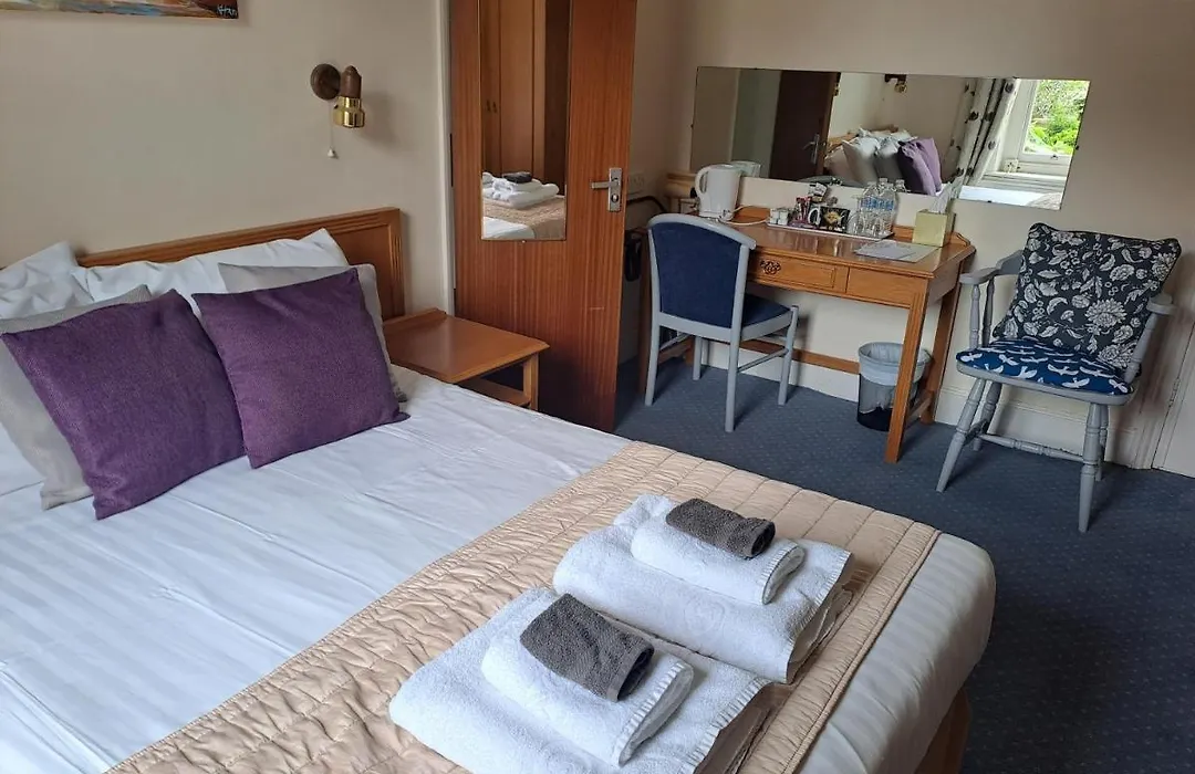 The Eversley B&B-1