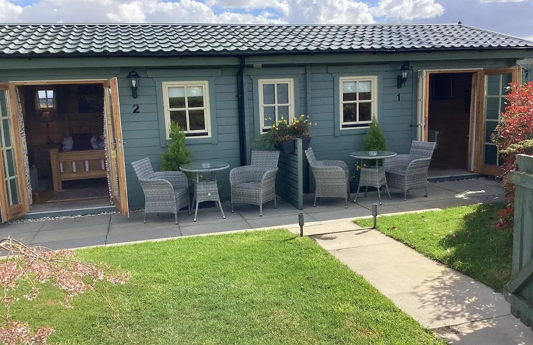 Auchenlea Lodges-1