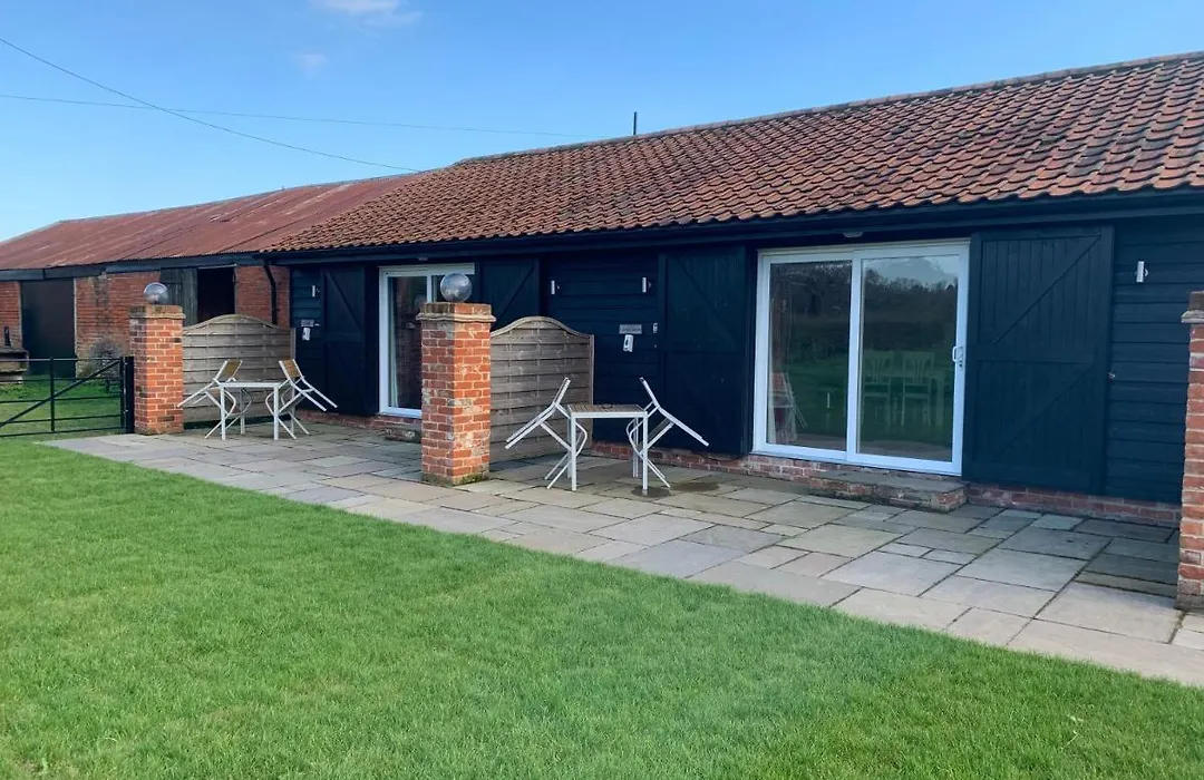 Plumptons Farm Holiday Lodges-1