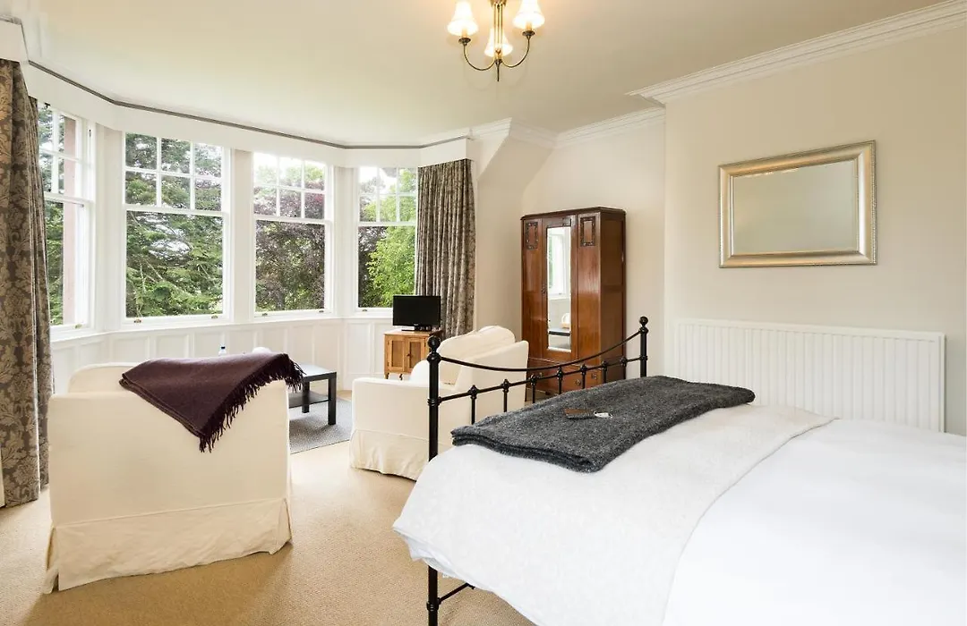 Coig Na Shee Guest House-1