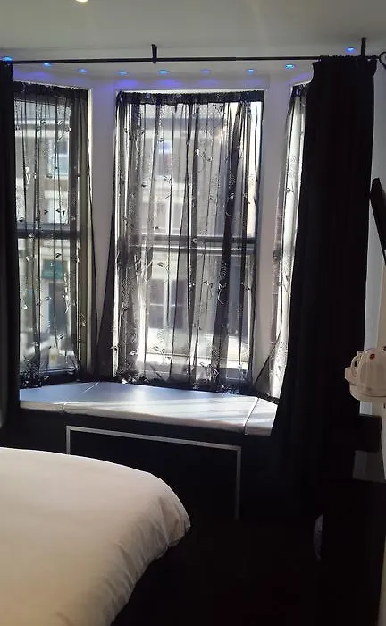 Sunrise Avenue Hotel-1