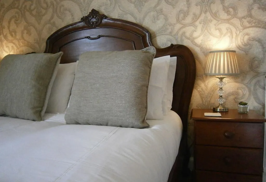 Seasons Guest House-1