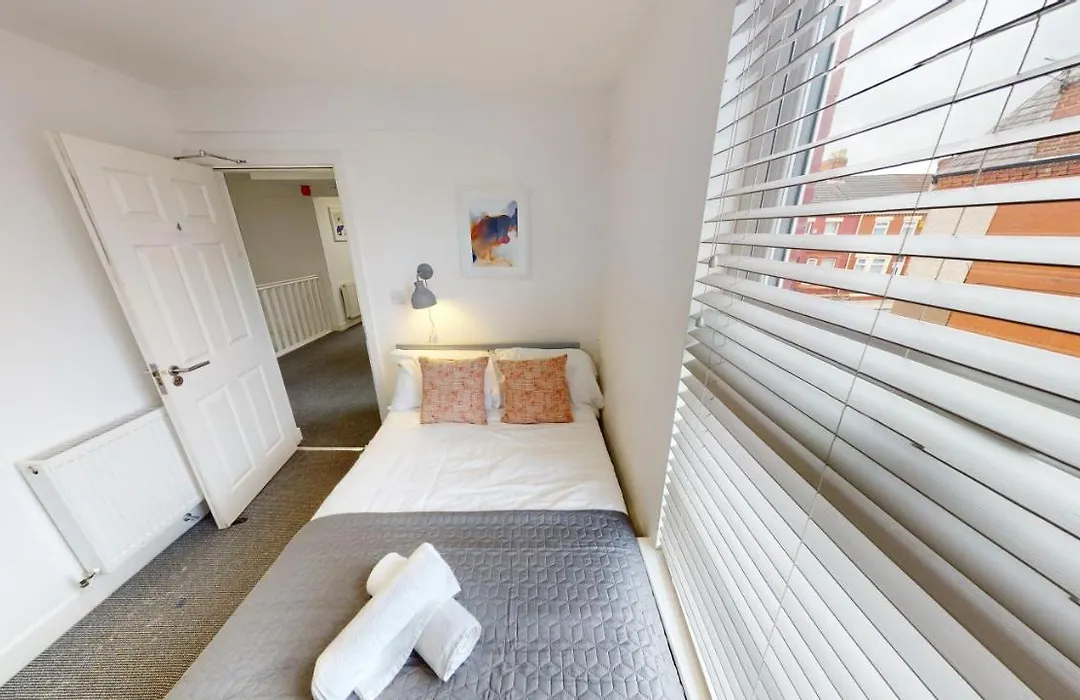 Host Liverpool - Spacious Coliving To Connect Enjoy & Explore-1