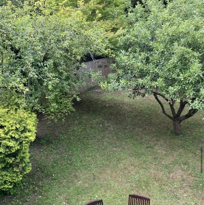 Bed and breakfast Oasis-1