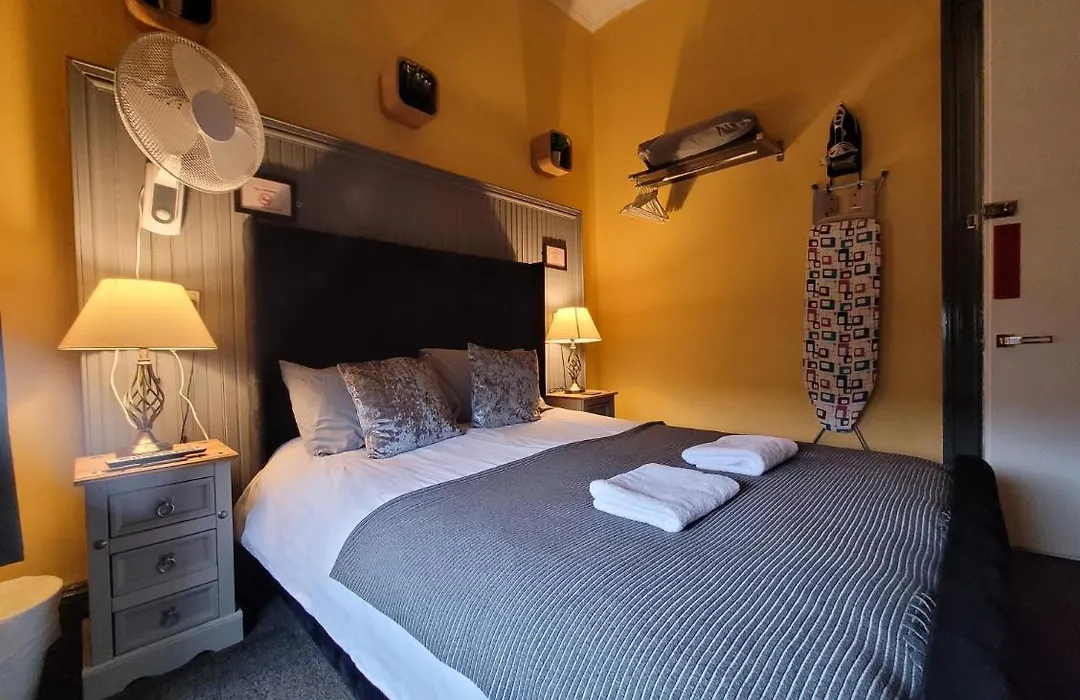 Stay - Gilmore Guesthouse-1
