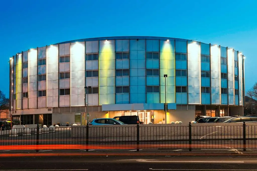 Best Western Heathrow Ariel T2. 3. 4-1