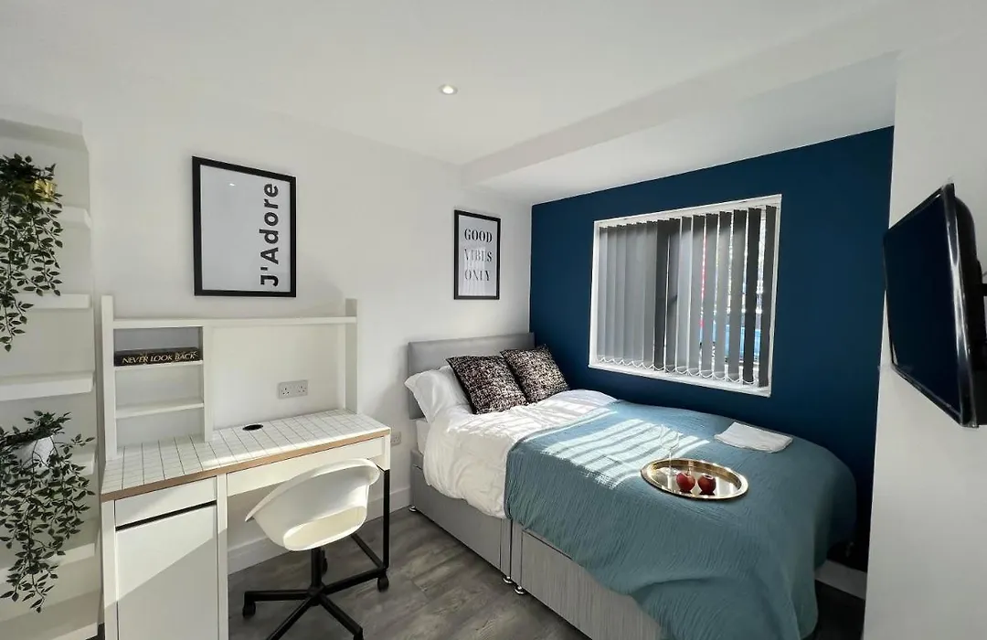 We House - Selly Oak Birmingham-1