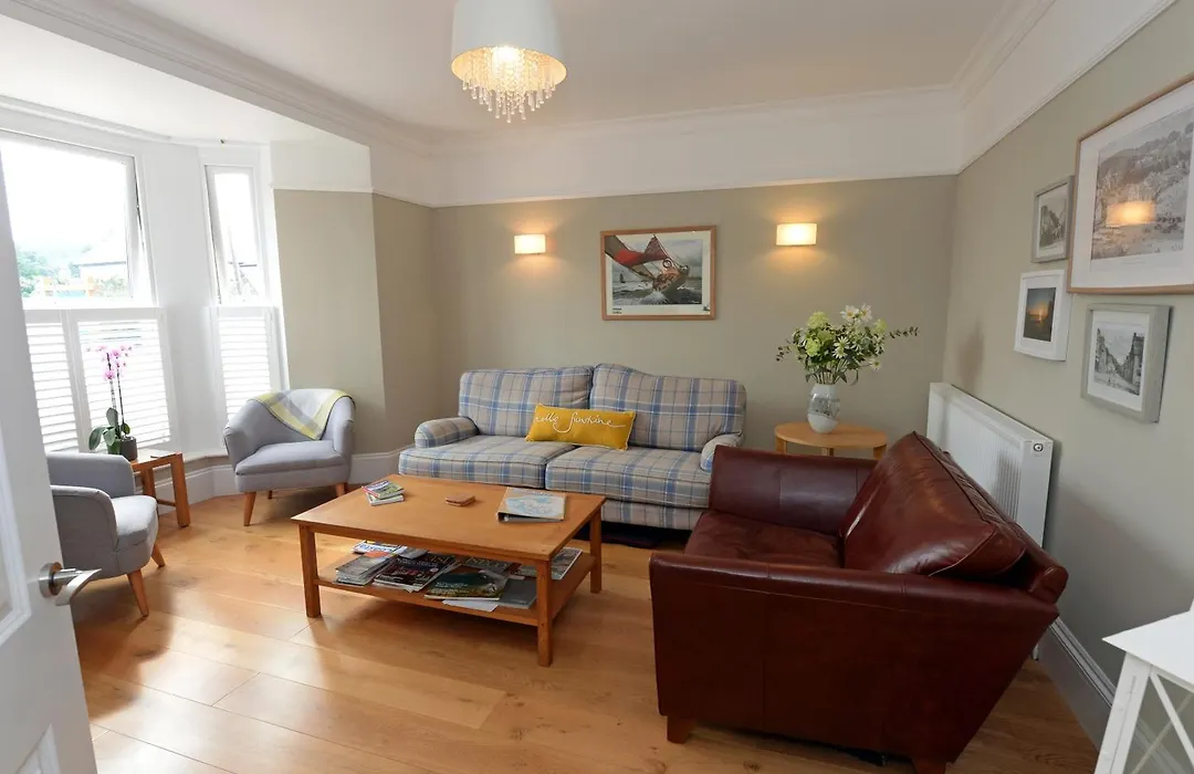 Woodlands Guest House-1