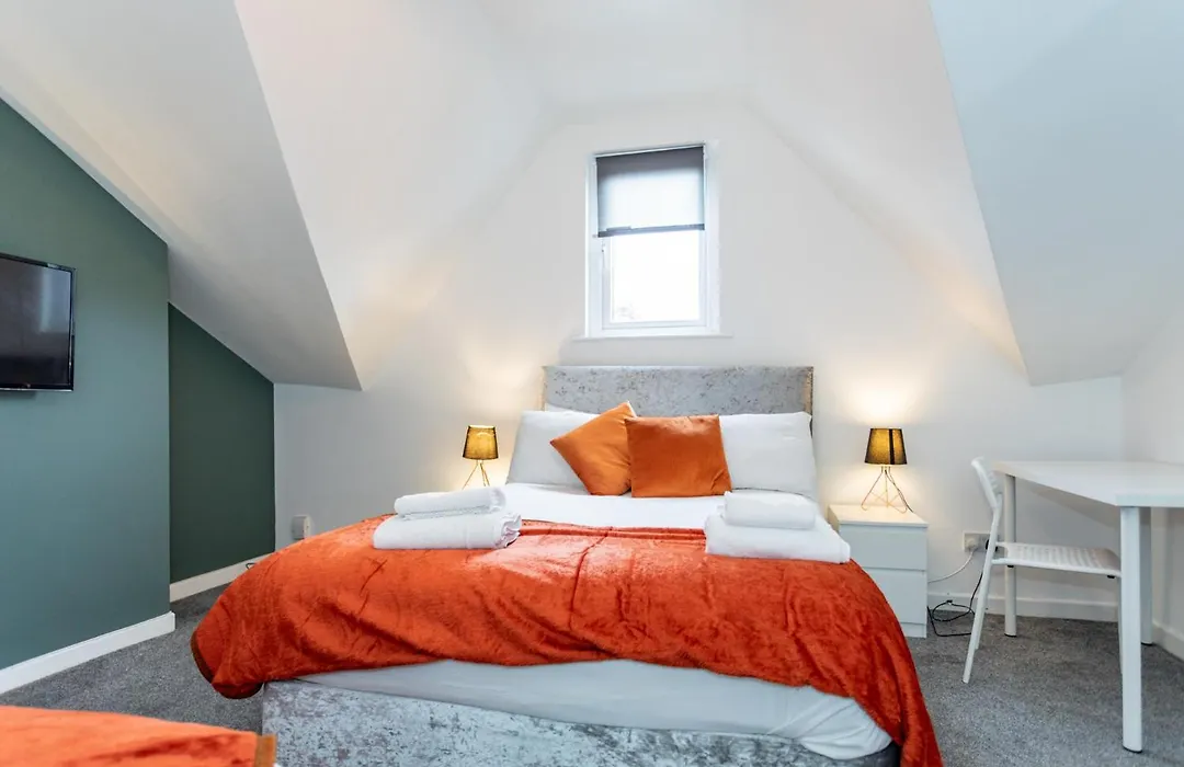 Castlereagh Guest House-1