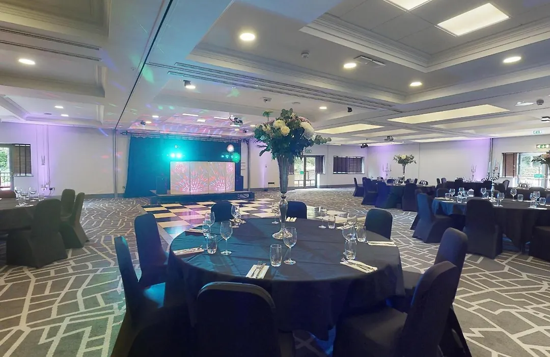 Village Hotel Leeds North-1