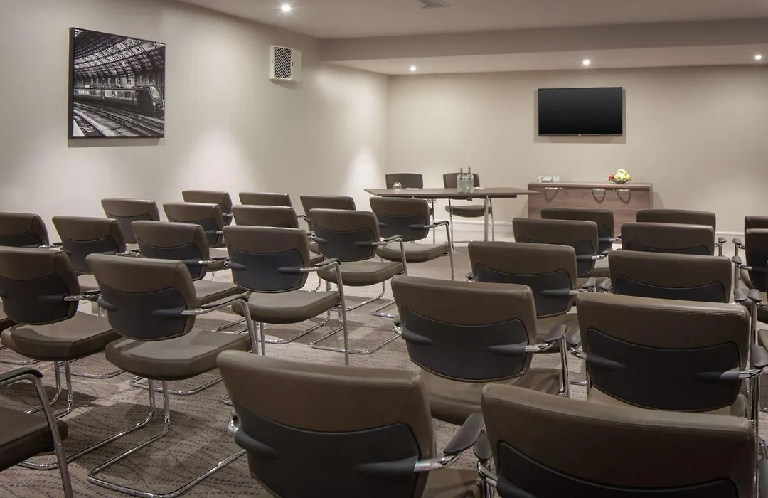 Doubletree By Hilton Bristol City Centre-1
