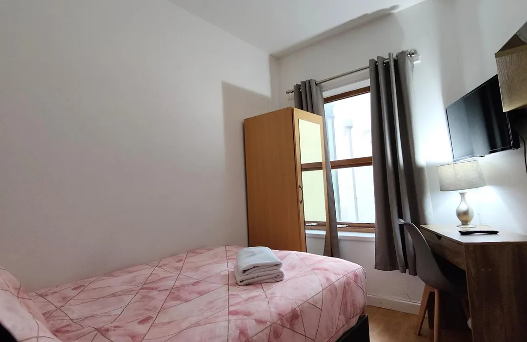 Liverpool Stays - City Centre Rooms-1