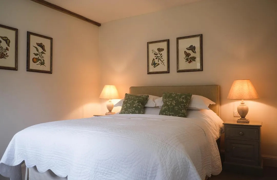 Cowdray Holiday Cottages-1