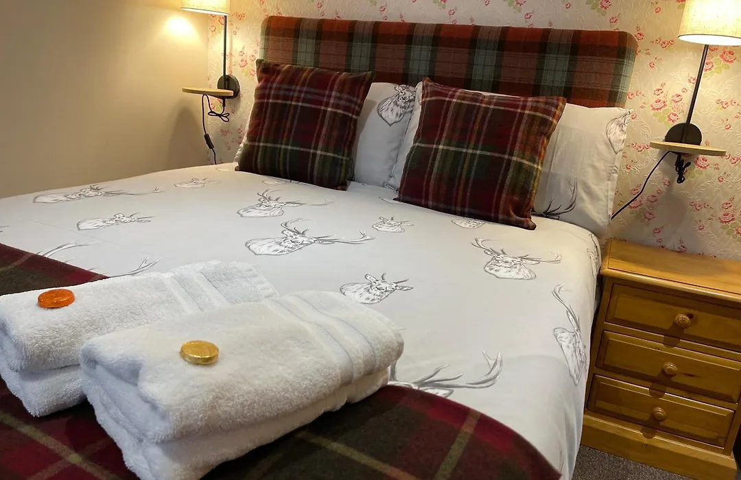 Carisbrooke Guest House-1