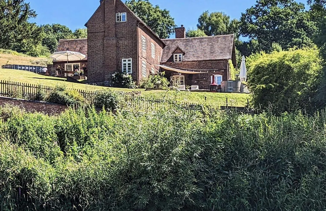 Worralls Grove Guest Farm House-1
