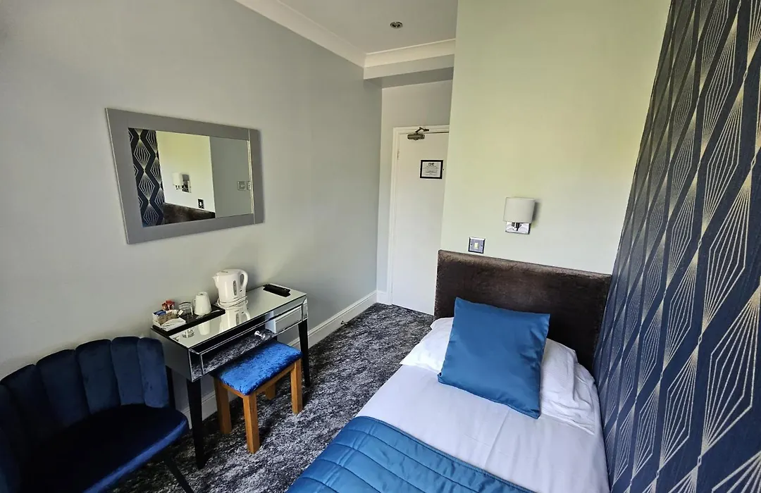 Mentone Hotel-1