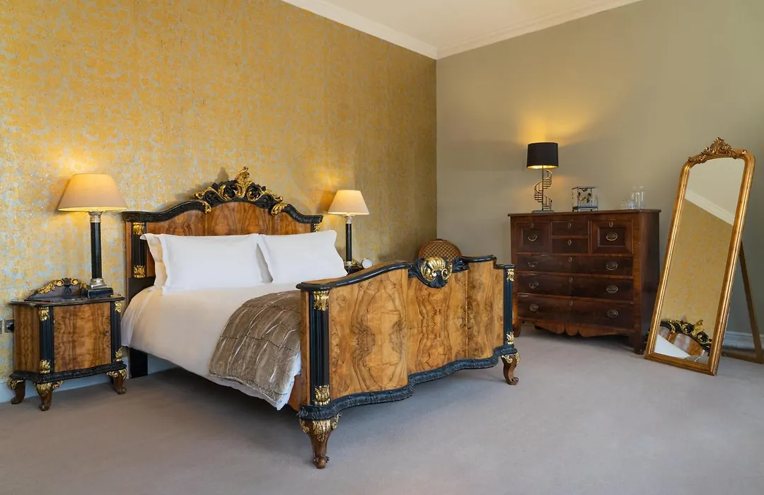 Grays Court Hotel-1