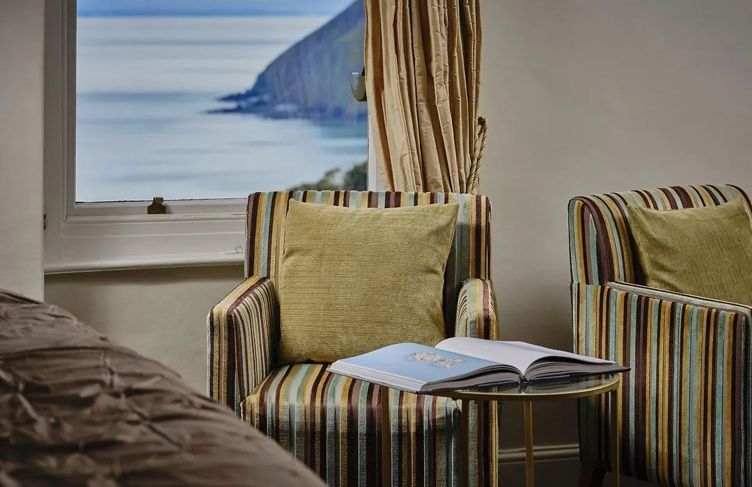 Highcliffe House-1
