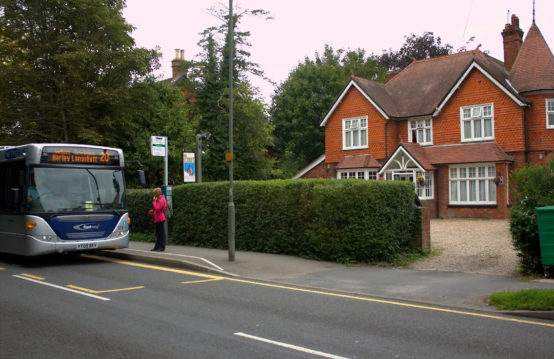 Gatwick Turret Guest House-1