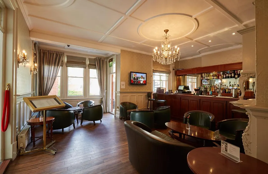 Lismoyne Hotel-1