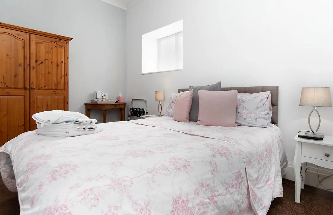 Dolafon Guest House-1