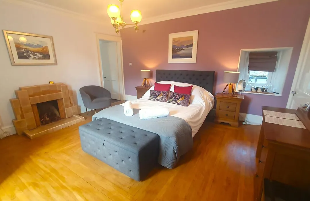 Tirindrish House B&B-1