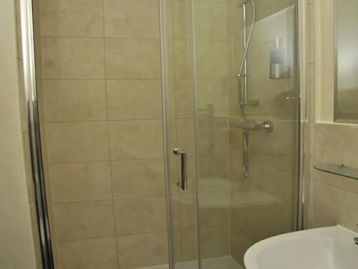 Hoppers Cottage Guest House-1