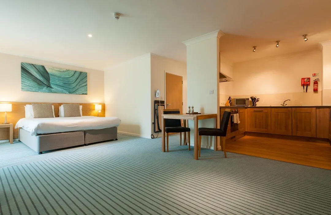 De Vere Cotswold Water Park Apartments-1