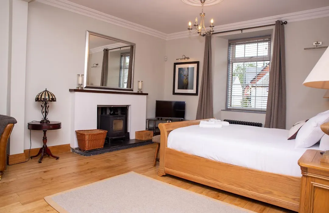 Braeside Guest House, Loch Lomond-1
