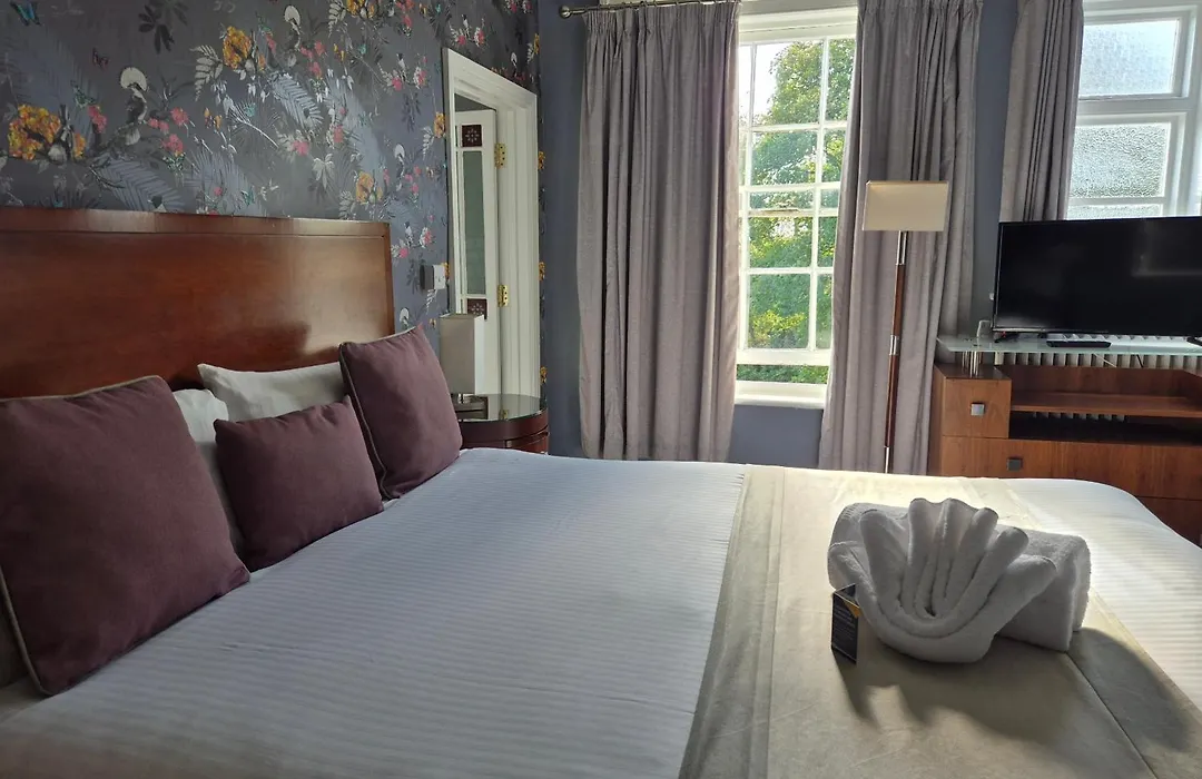 The Great Western Hotel-1