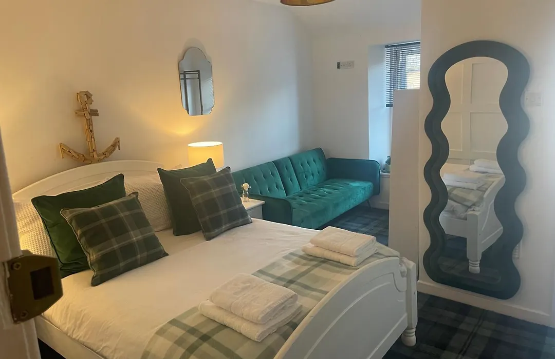 Harbour Inn-1