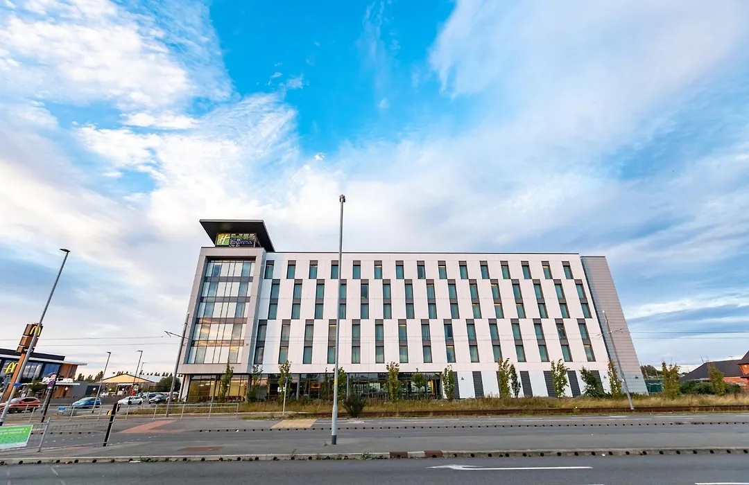 Holiday Inn Express - Manchester - Traffordcity By Ihg-1