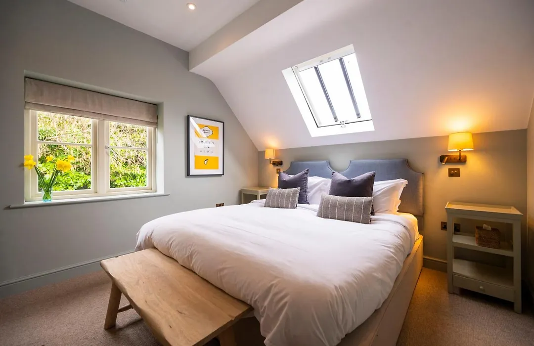 The Bottle & Glass Inn - Book All 3 Rooms-1