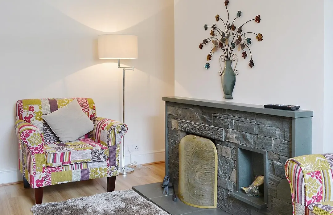 6 Catherine Cottages-1