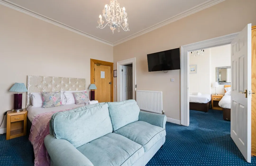 Gwesty'R Marine Hotel & Spa-1