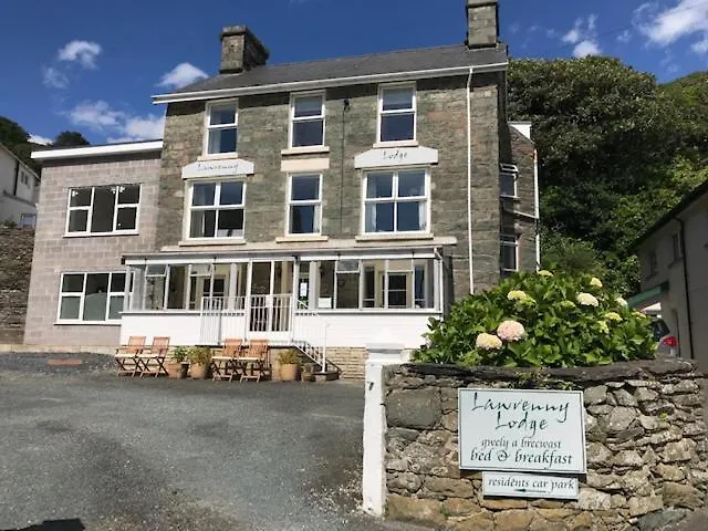 Lawrenny Lodge-1
