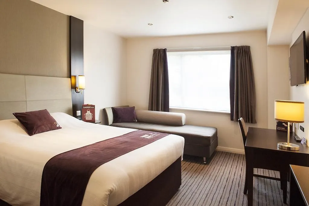 Premier Inn Bridgwater-1