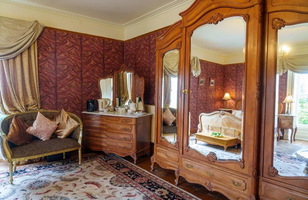 Harrisons Hall Bed & Breakfast-1