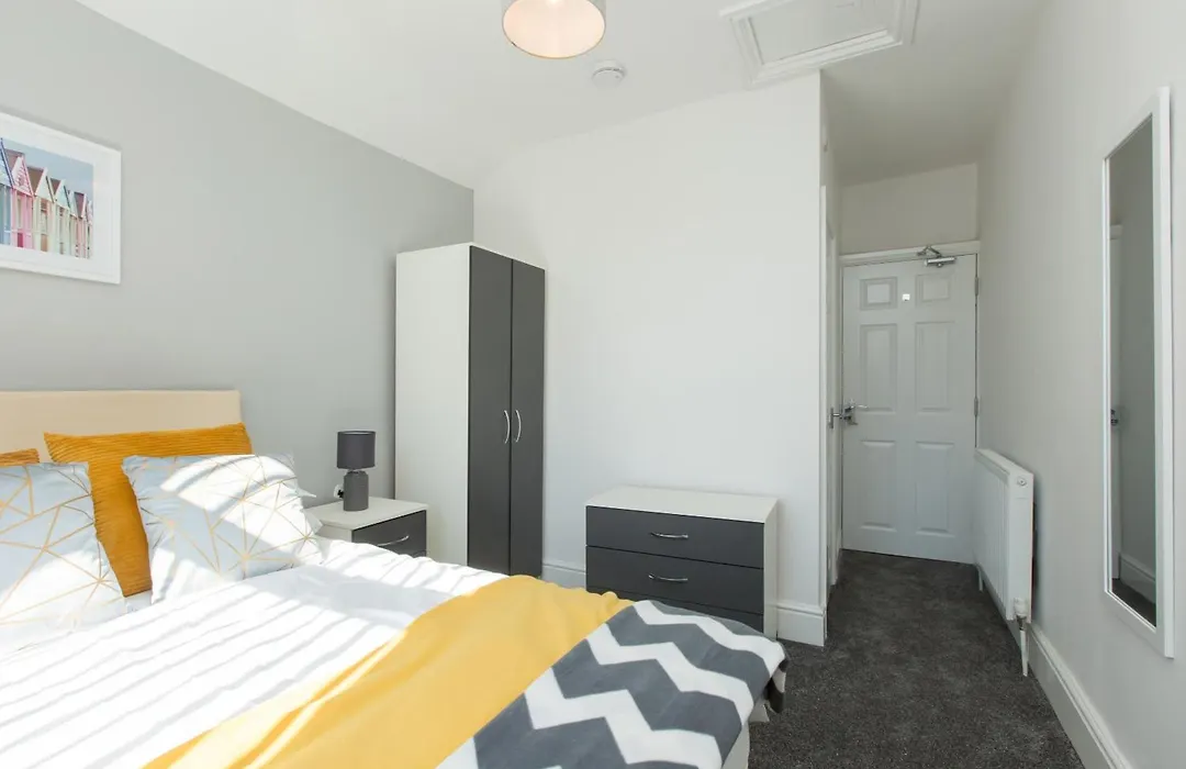 Townhouse @ 58 Brooklyn St - Crewe-1