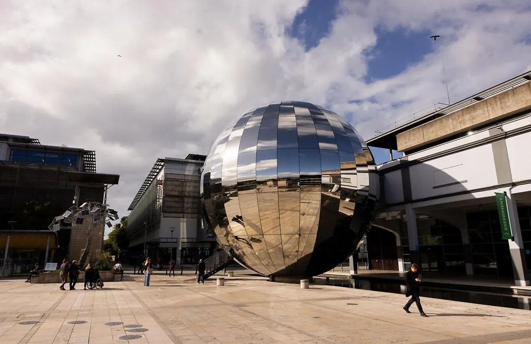 Moxy Bristol-1