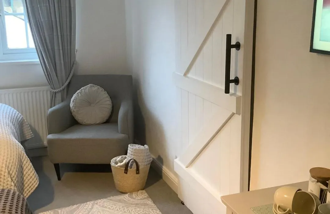Birtles Farm Bed And Breakfast-1