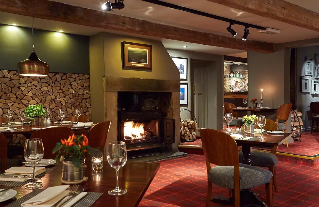 The White Hart At Lydgate-1