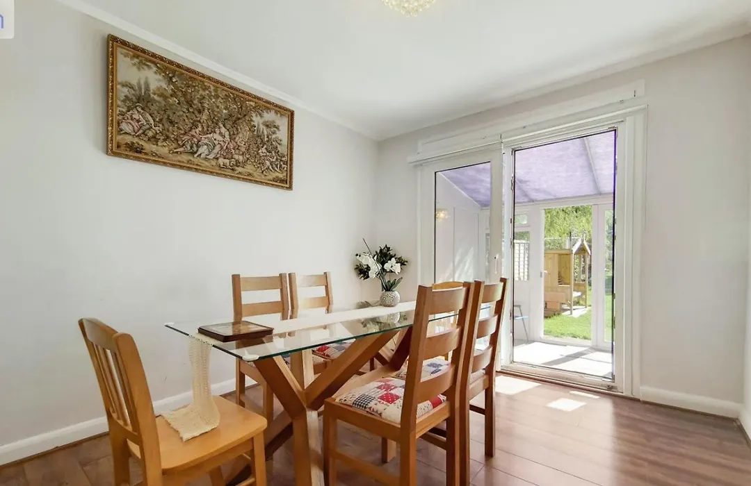 Eejs Charming London 6 Bedroom Home - With Large Garden-1