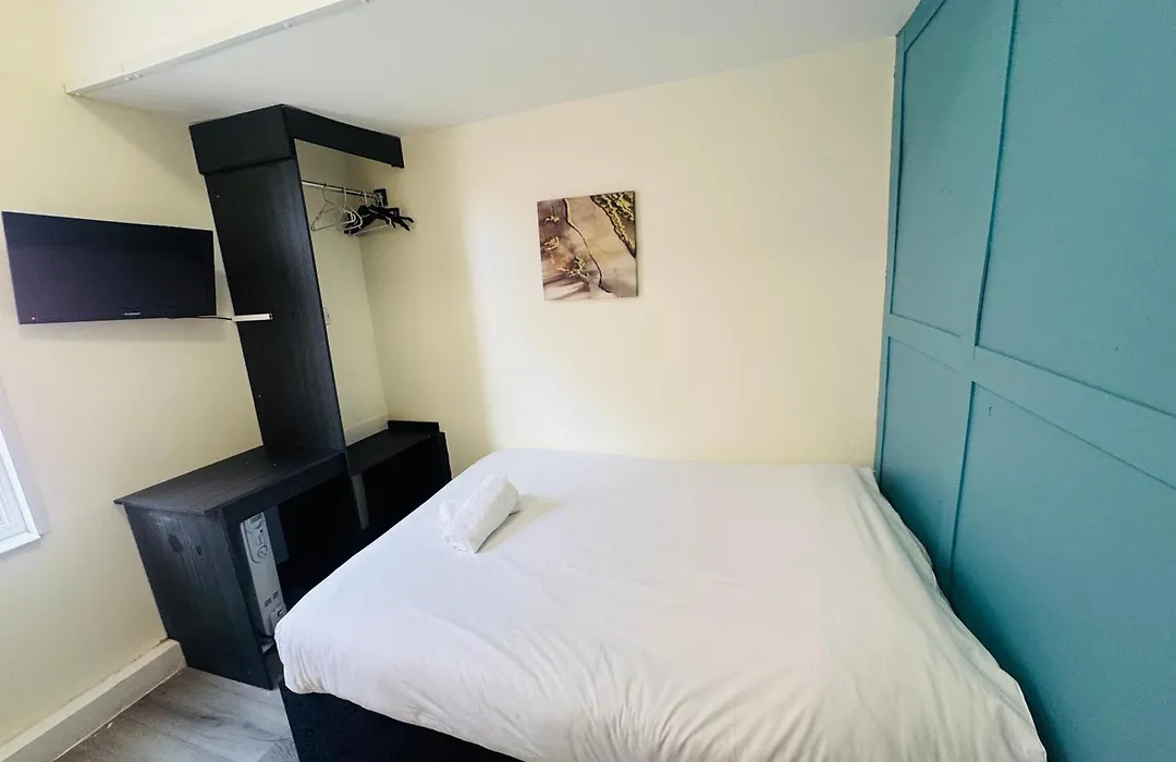 Calypso Hotel Blackpool-1