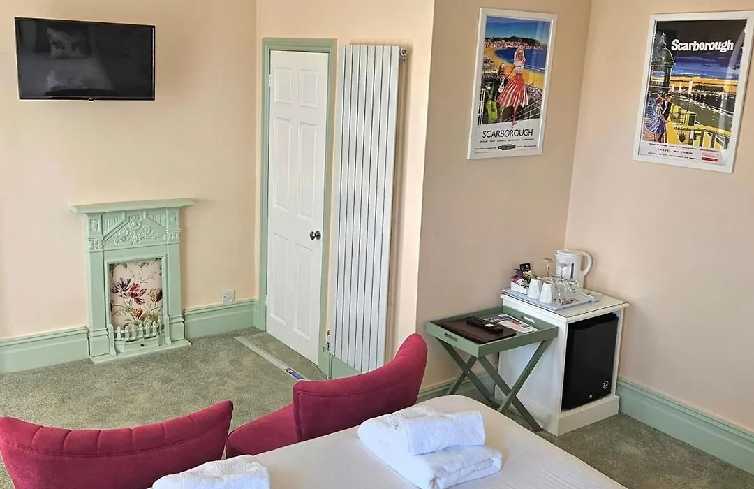 Hermosa Guest House-1