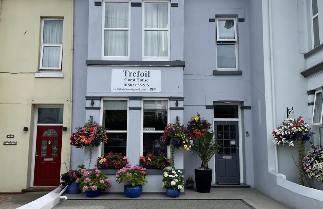 Trefoil Guest House-1