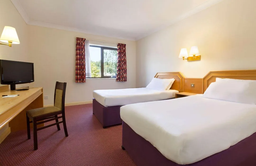 Days Inn Southampton Rownhams-1