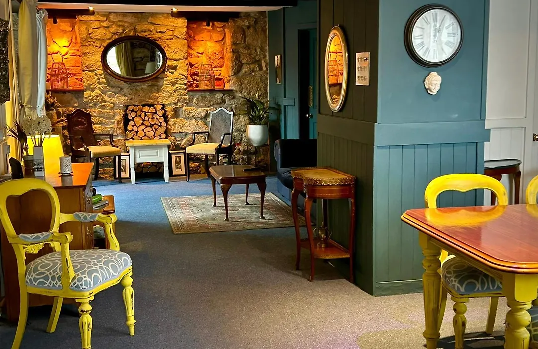 Britannia House Vintage B&B Cornwall-1