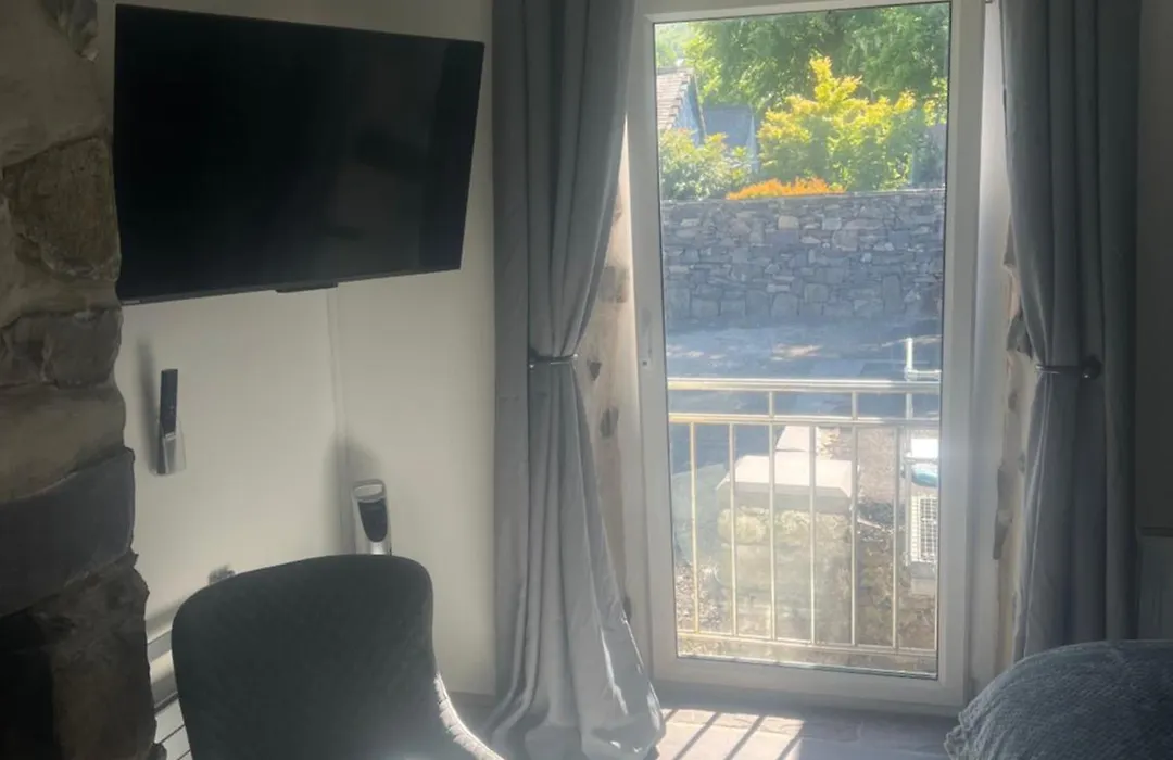 Alpine Lodge Guest House-1