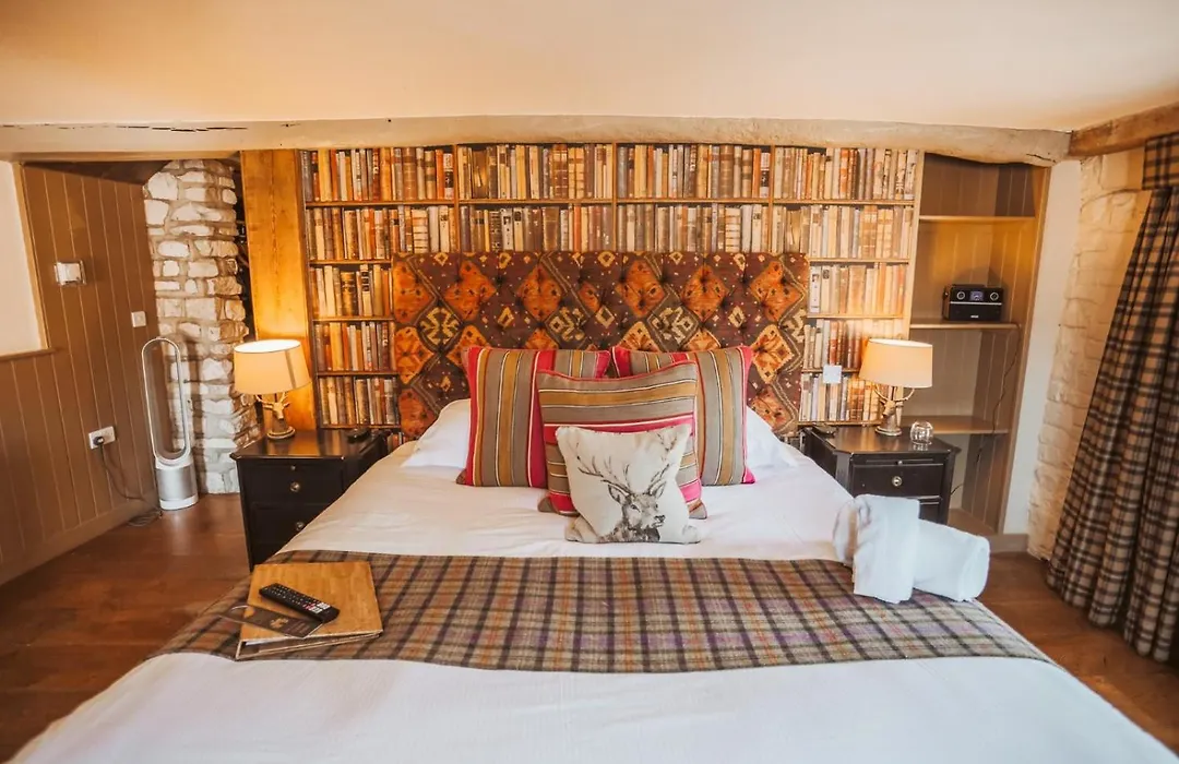 The White Hart, South Harting-1